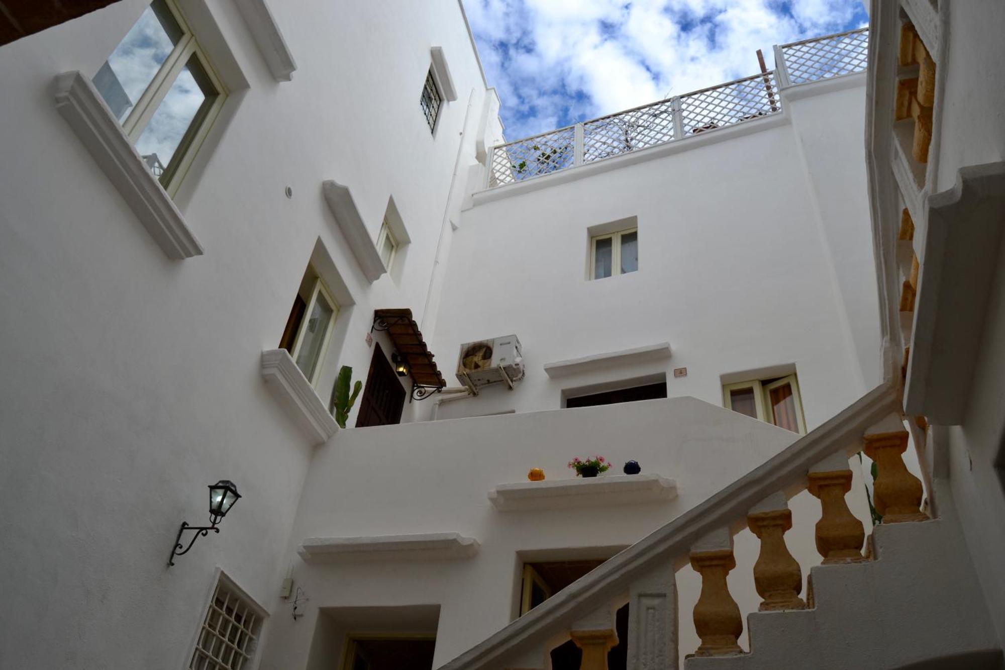 Kallistos Suites & Apartments Галиполи Екстериор снимка