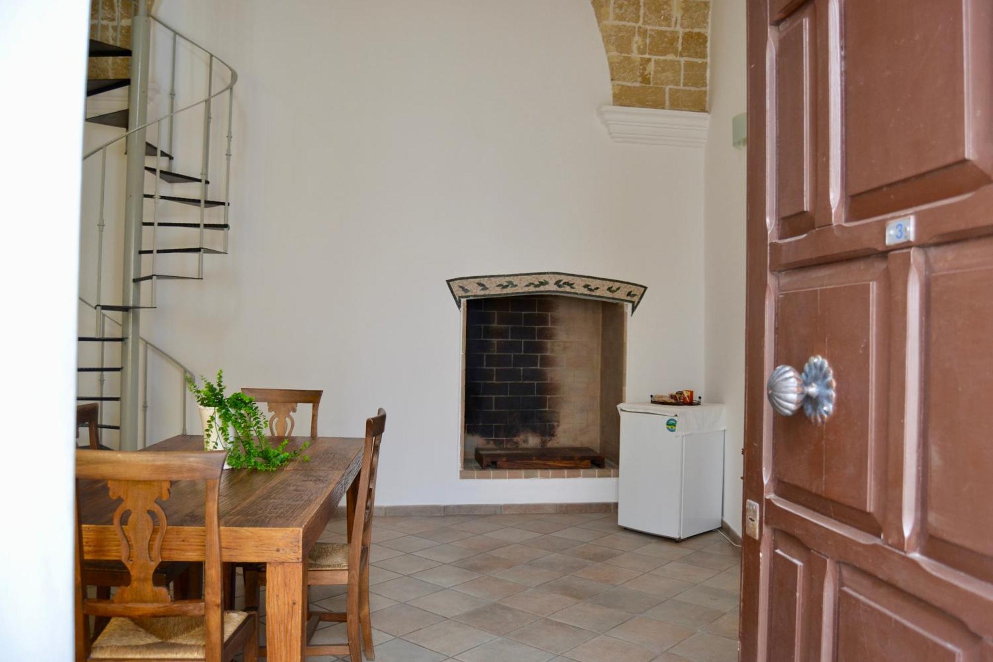 Kallistos Suites & Apartments Галиполи Екстериор снимка
