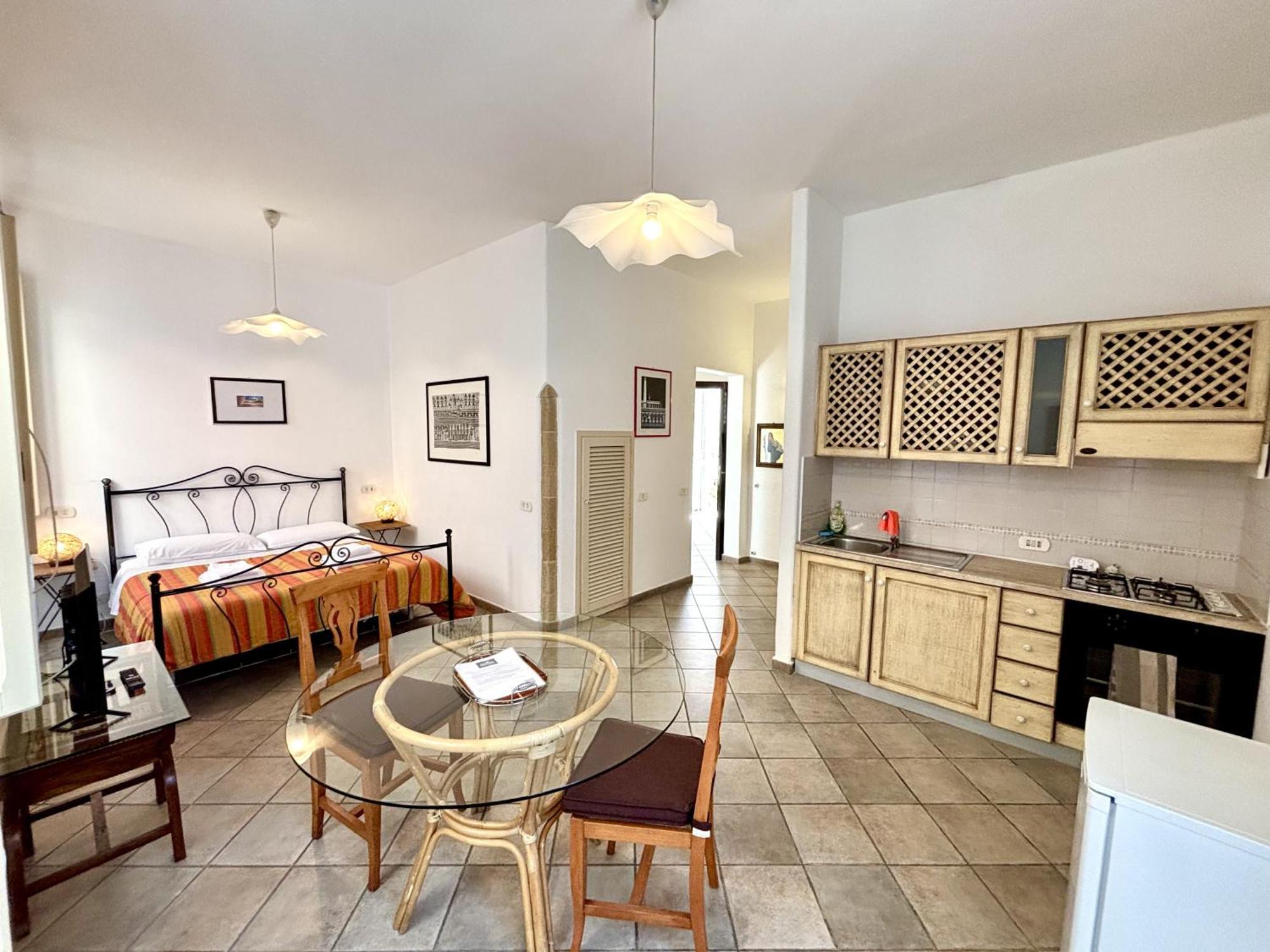Kallistos Suites & Apartments Галиполи Екстериор снимка