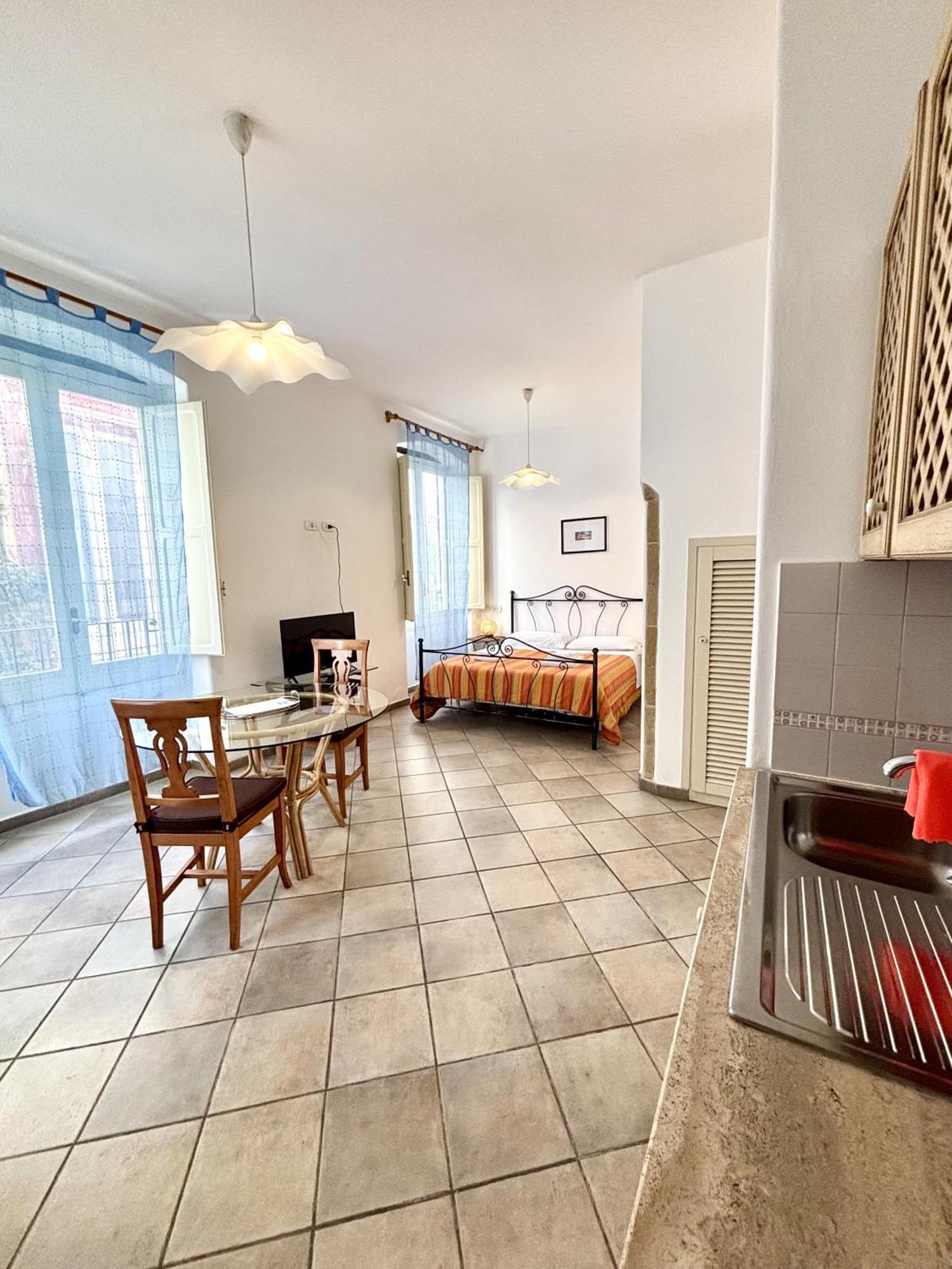 Kallistos Suites & Apartments Галиполи Екстериор снимка