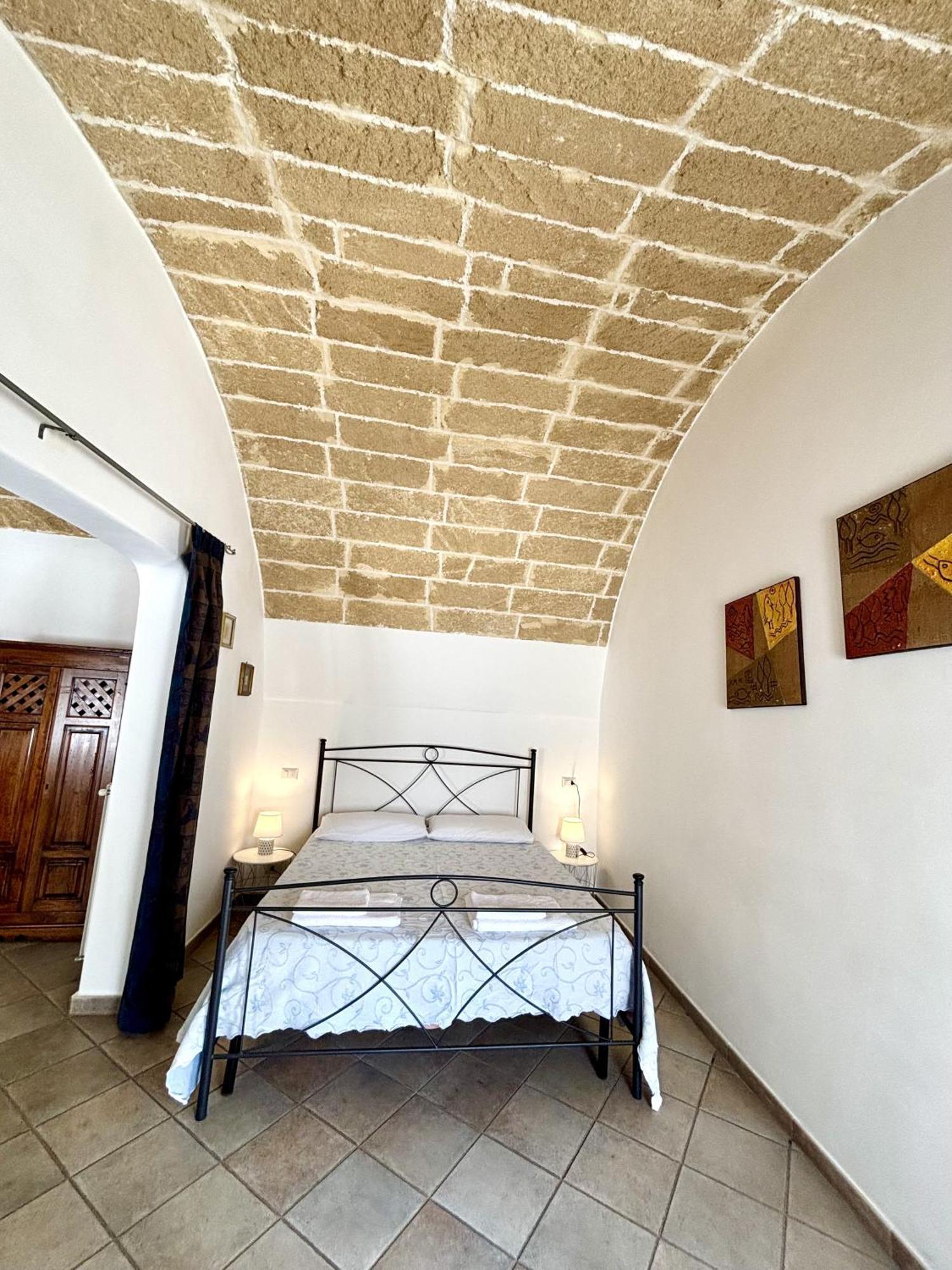 Kallistos Suites & Apartments Галиполи Екстериор снимка