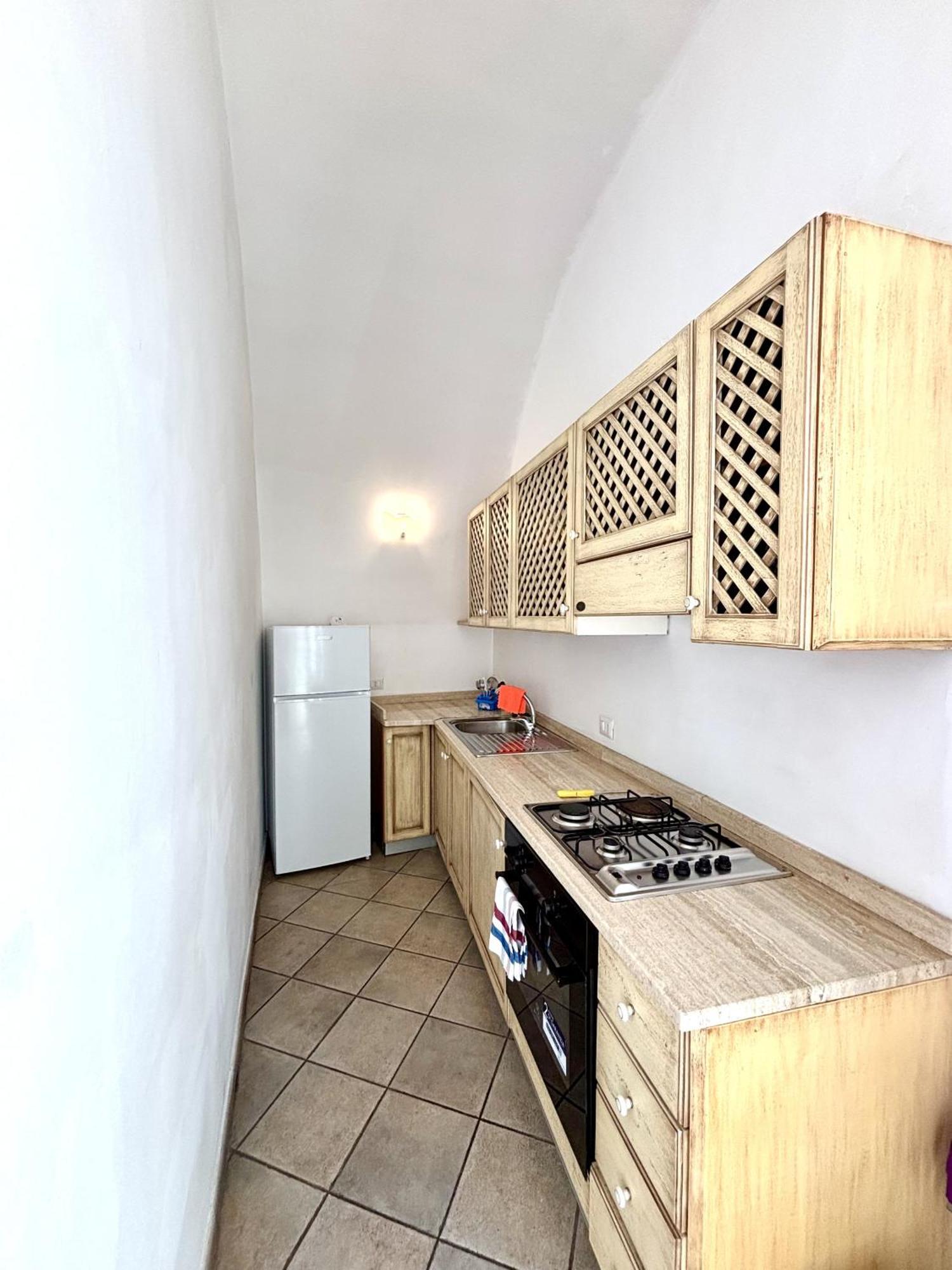 Kallistos Suites & Apartments Галиполи Екстериор снимка