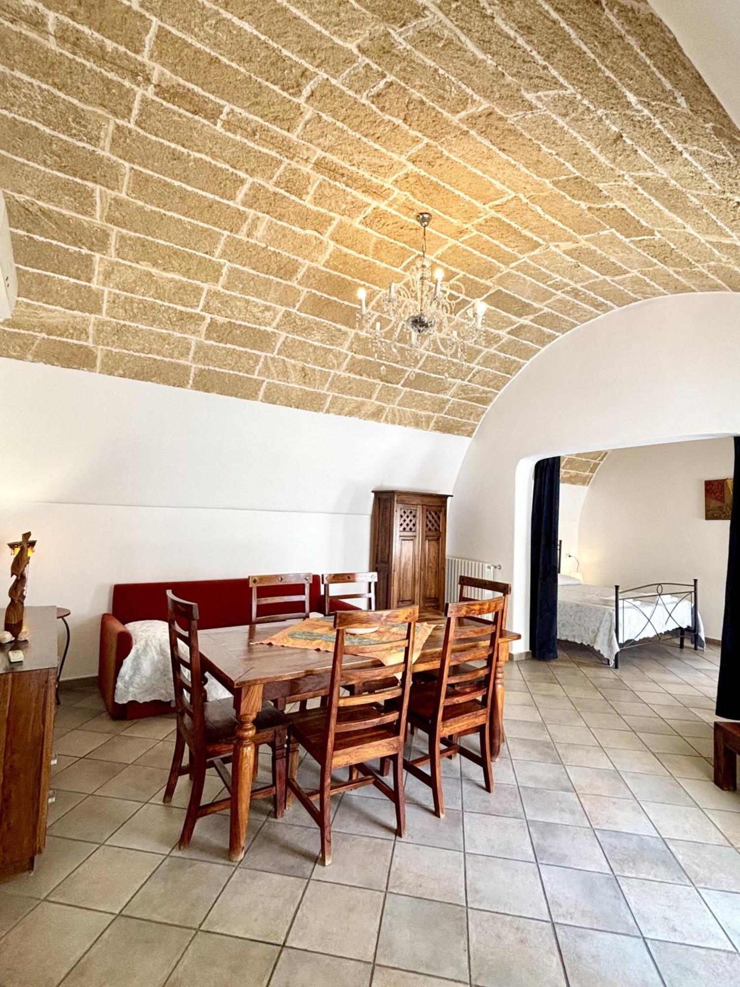Kallistos Suites & Apartments Галиполи Екстериор снимка