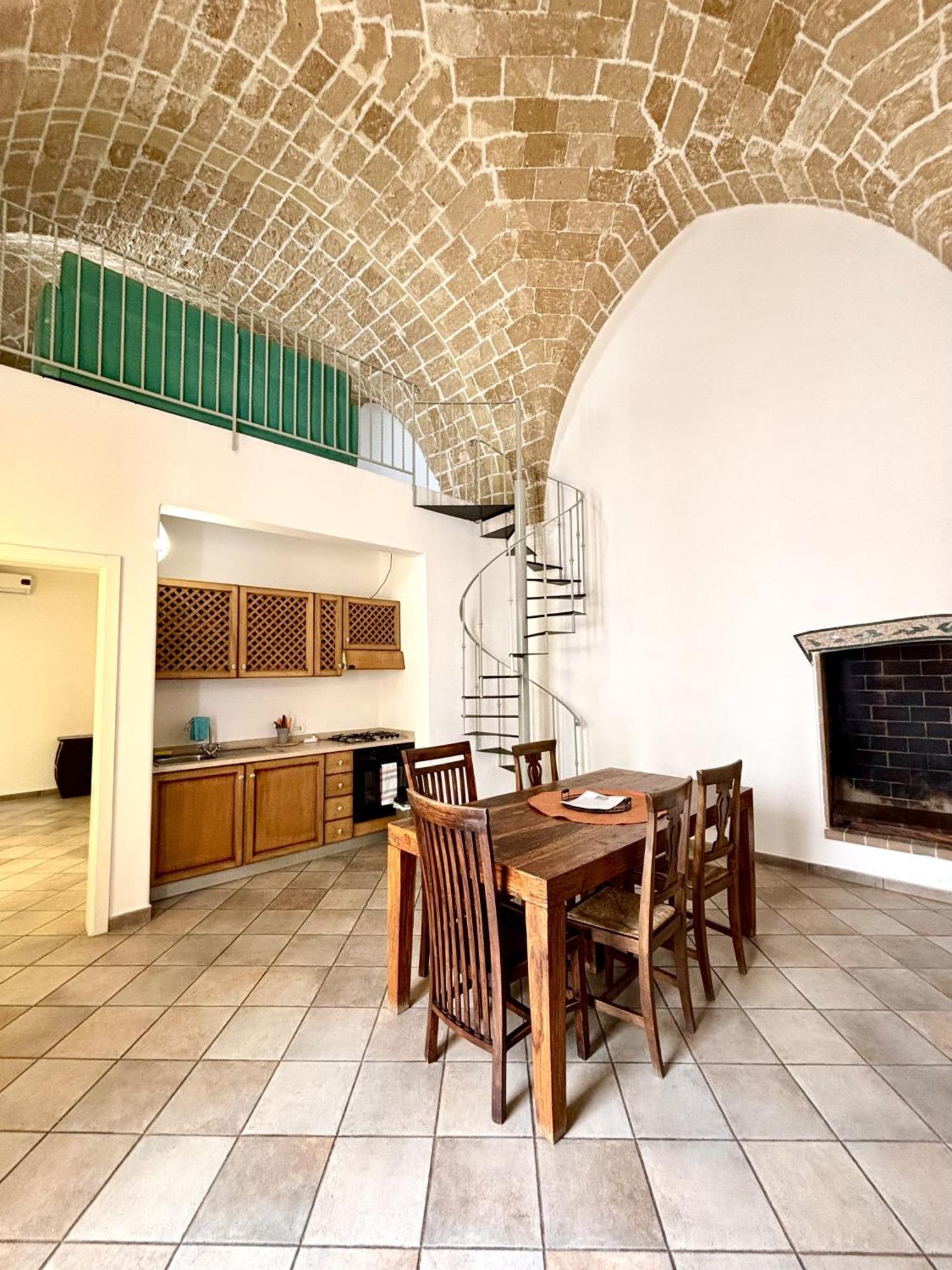 Kallistos Suites & Apartments Галиполи Екстериор снимка
