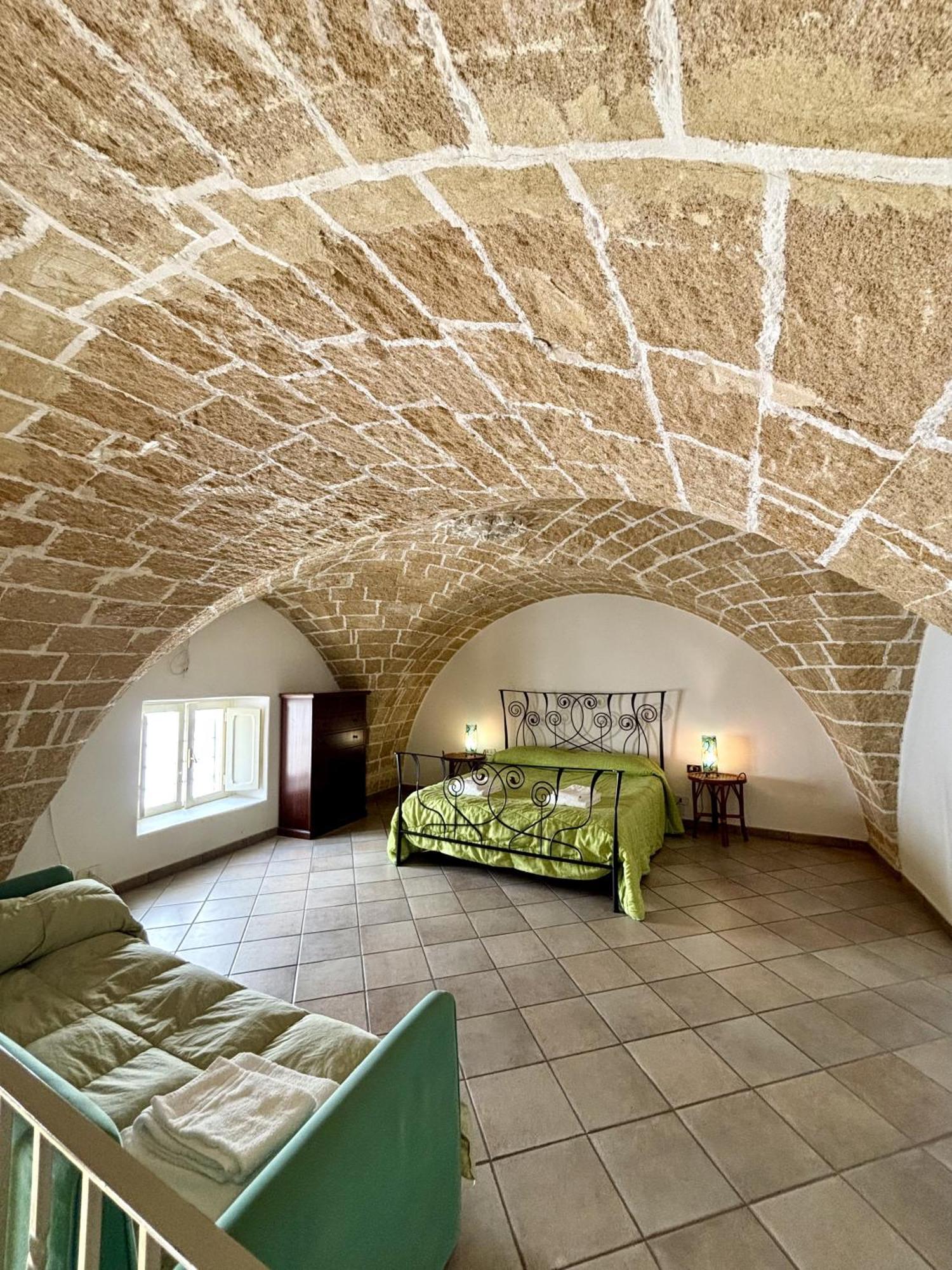 Kallistos Suites & Apartments Галиполи Екстериор снимка